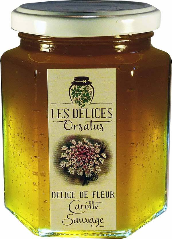 Pot de confiture de fleur de carotte sauvage